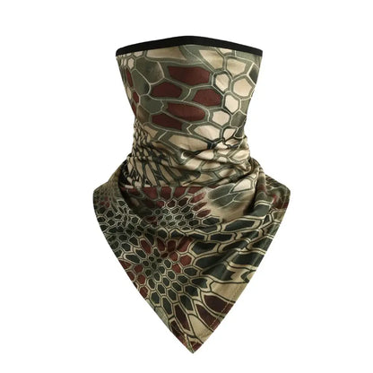 Camouflage neck gaiter.